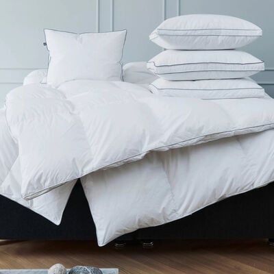 Familon Hotel Style Down untuvapeitto 150x210 cm 690 g